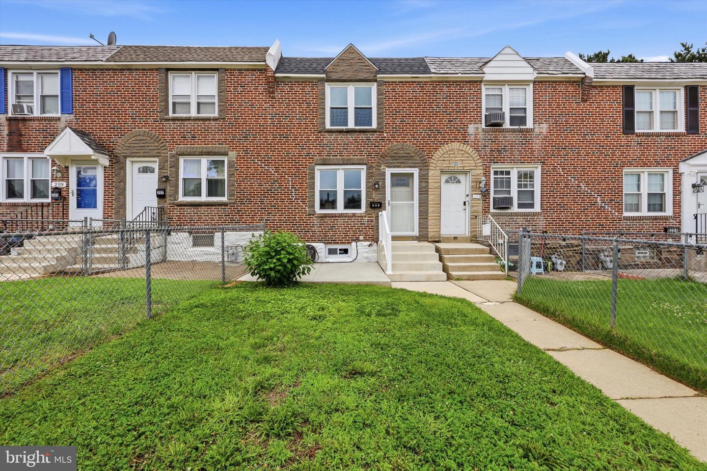 205 W Washington Avenue
