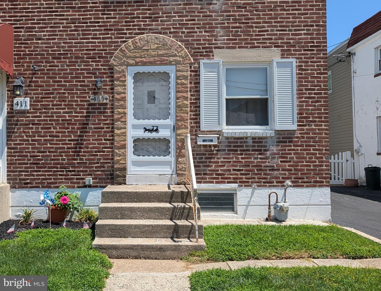 409 Carlisle Avenue