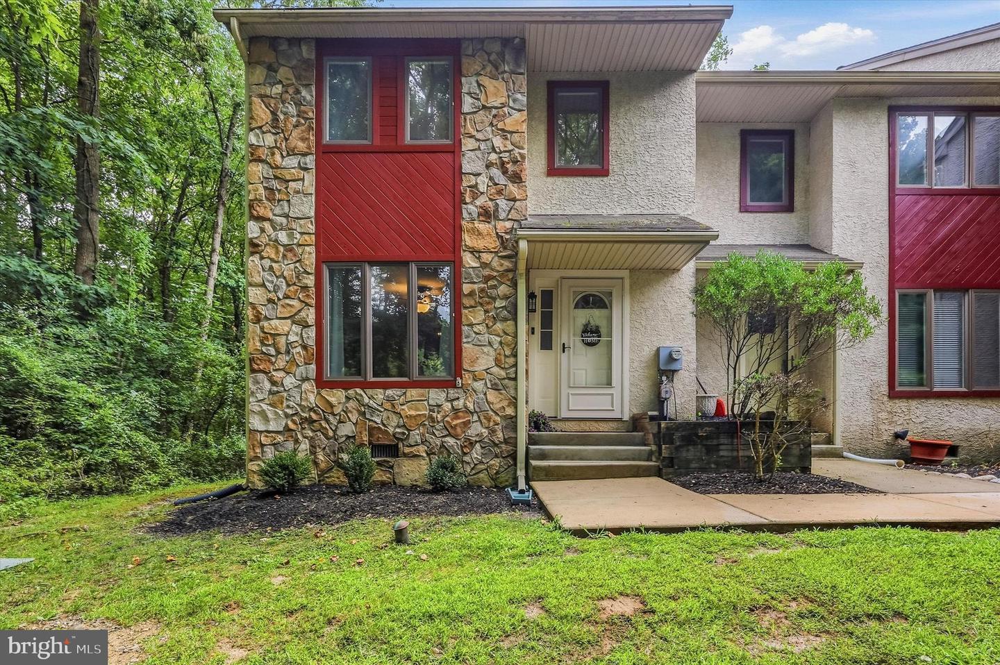 330 Westbriar Drive
