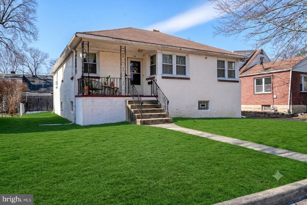 32 Bonsall Avenue