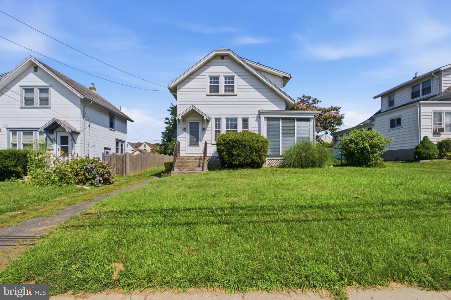 316 Powell Road, Springfield