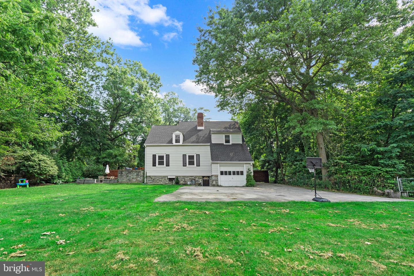 594 Haverford Road, Haverford