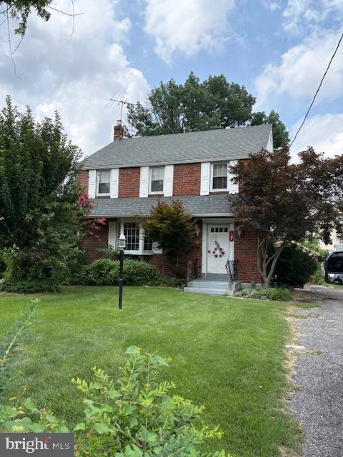 17 W Greenwood Avenue