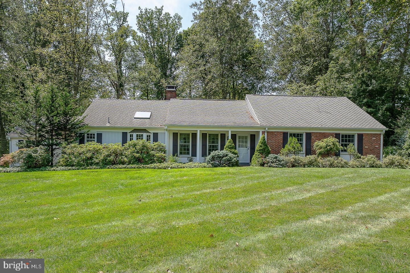 738 Woodcrest Road