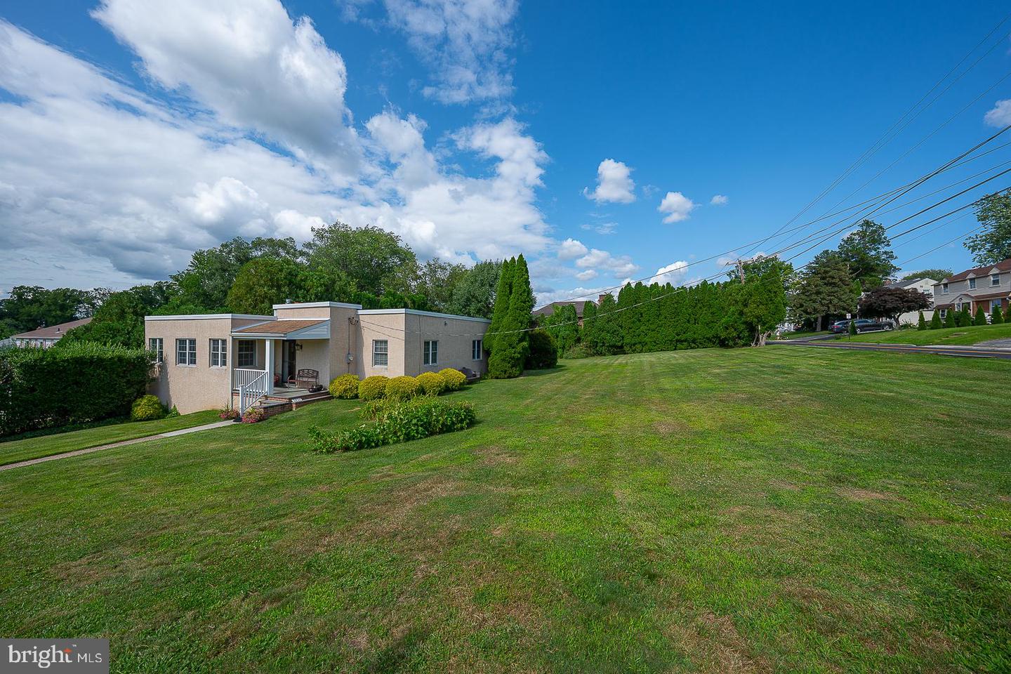 1416 Steel Road