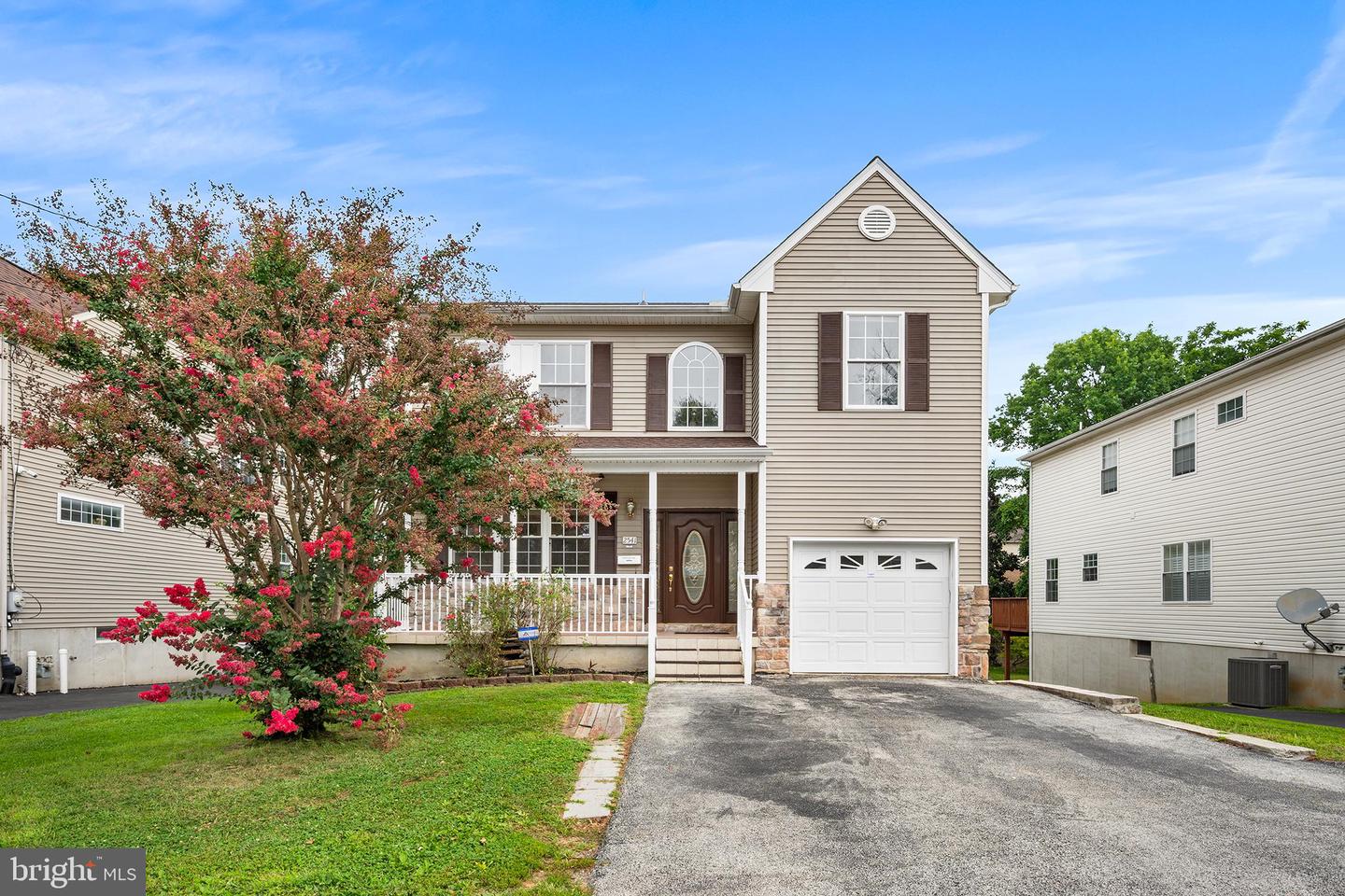 2541 Harding Avenue, Broomall