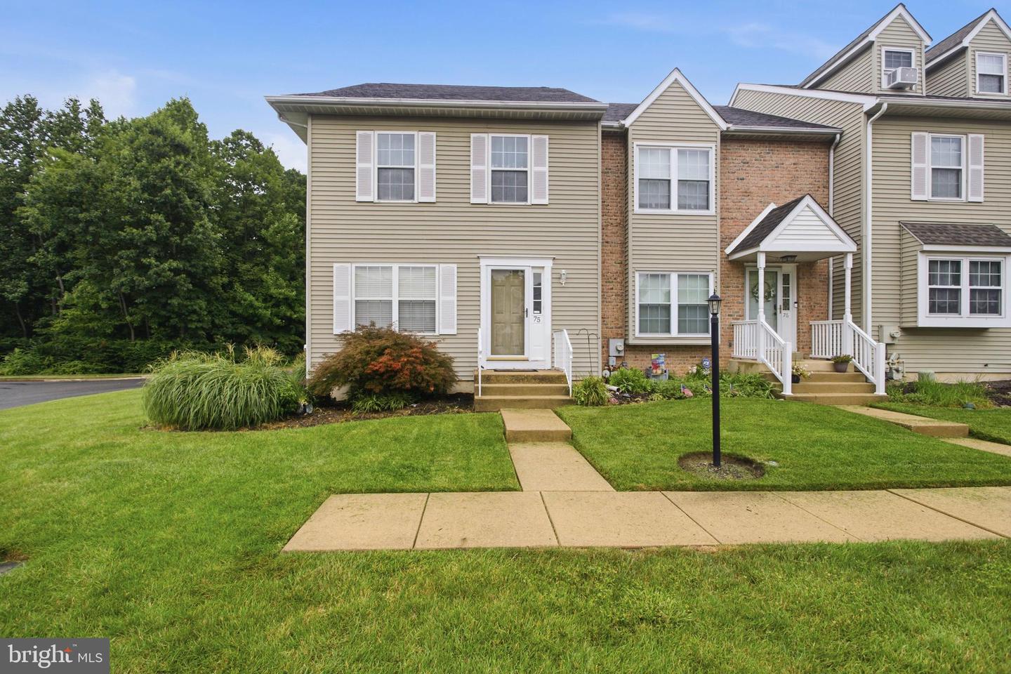 75 Louis James Court #75