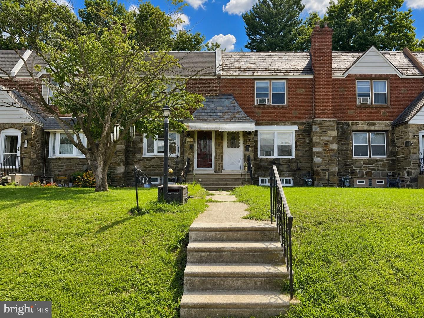 742 Fairfax Road