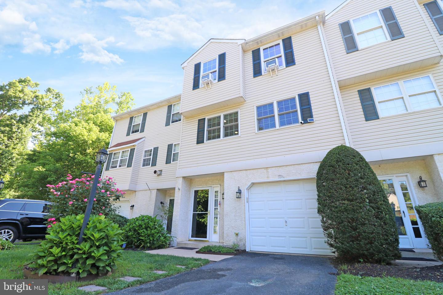 7 Old Pennell Road