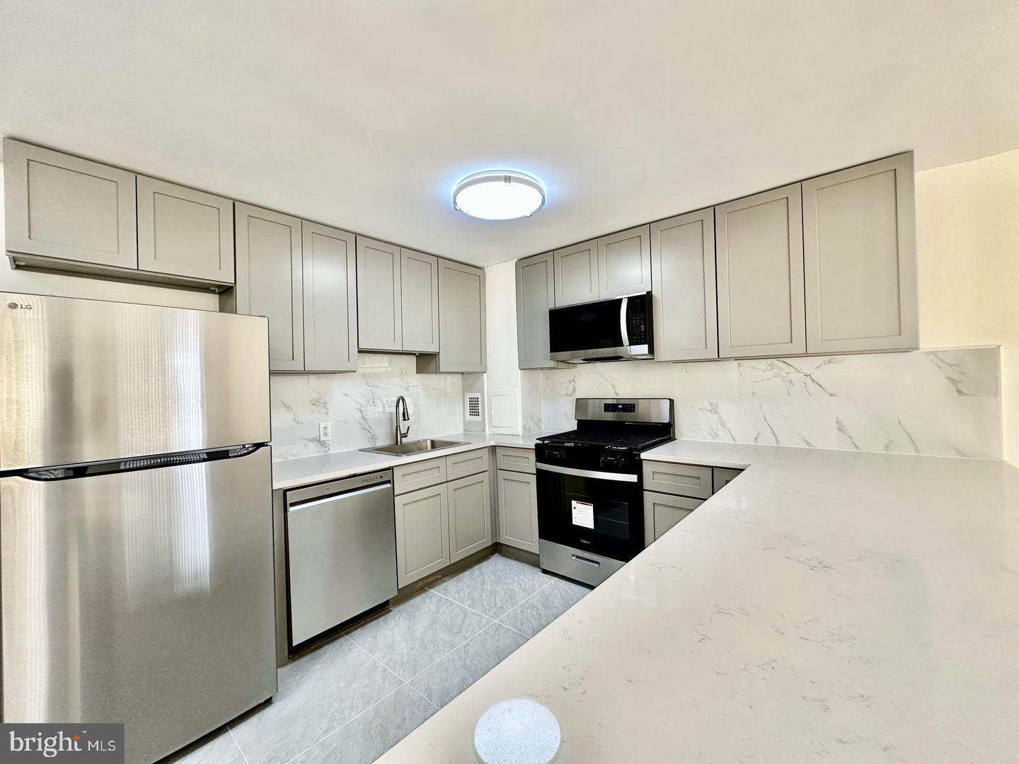 1030 E Lancaster Avenue #105