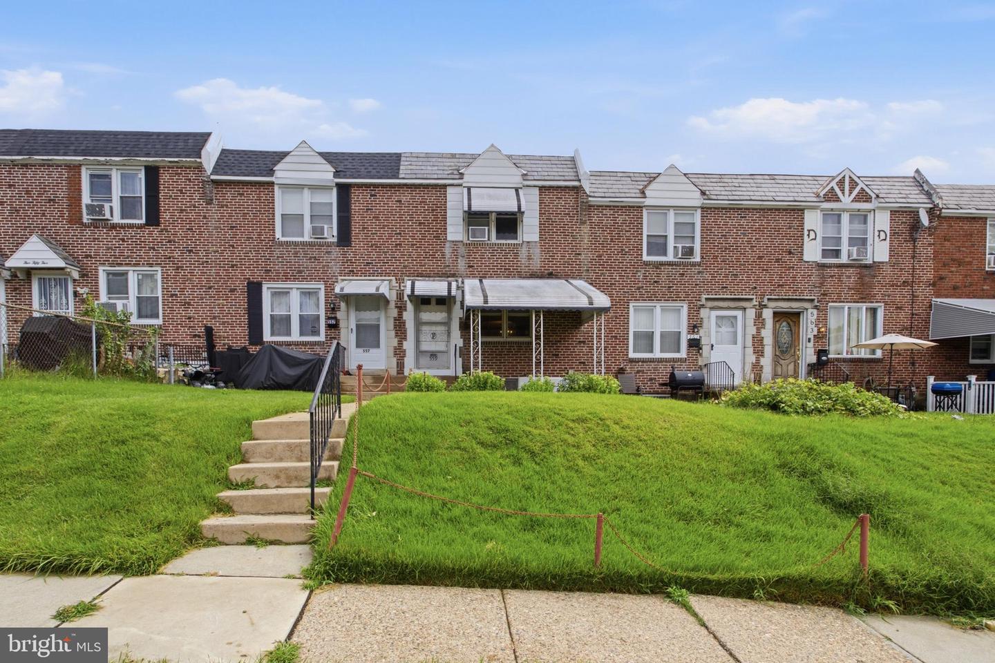559 S 3rd Street