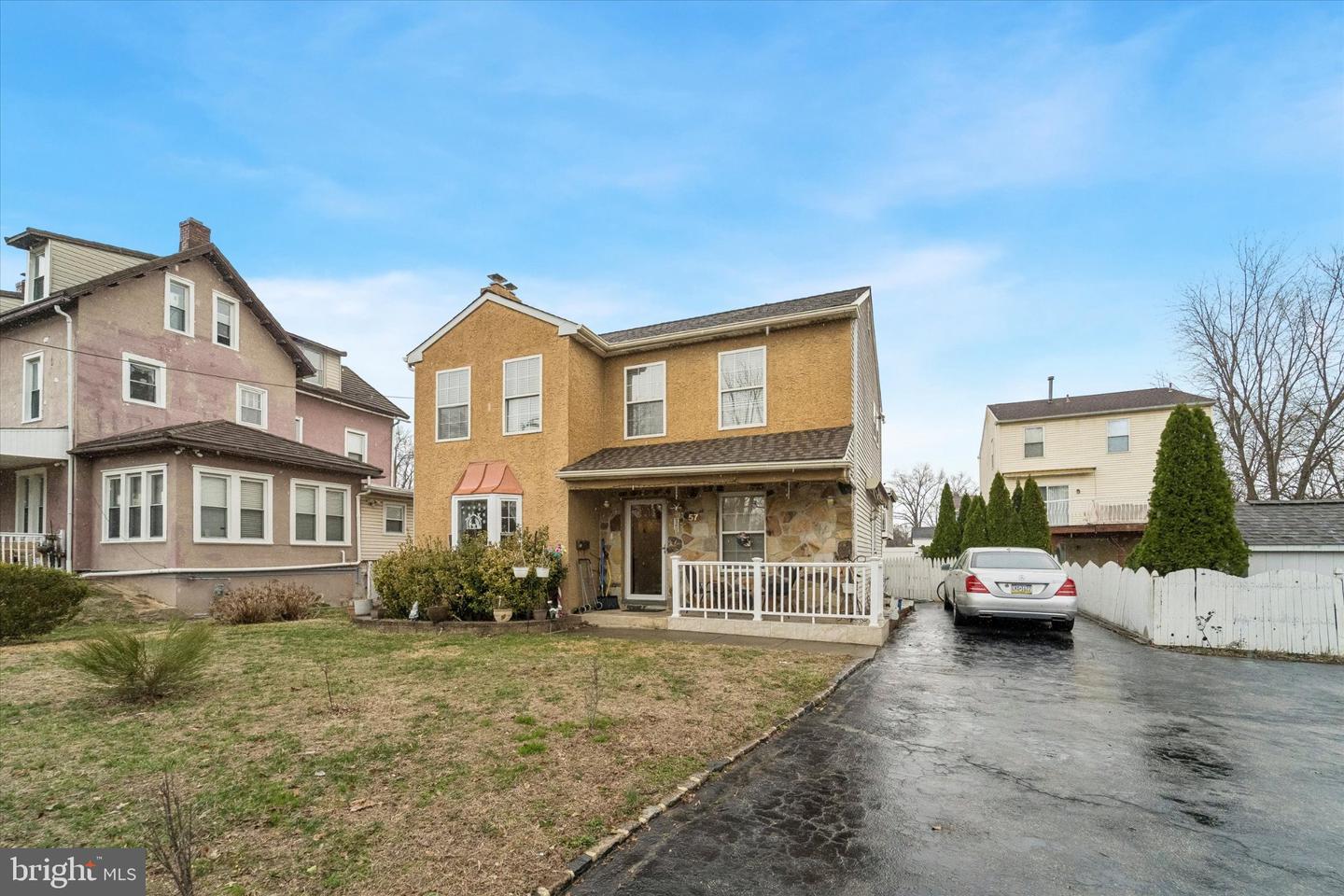 57 S Oak Ave