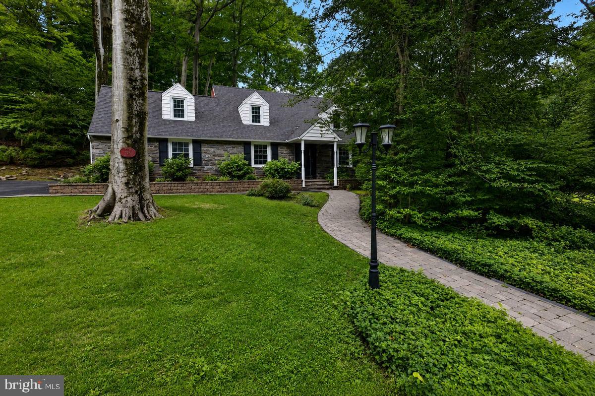 706 Beechwood Rd