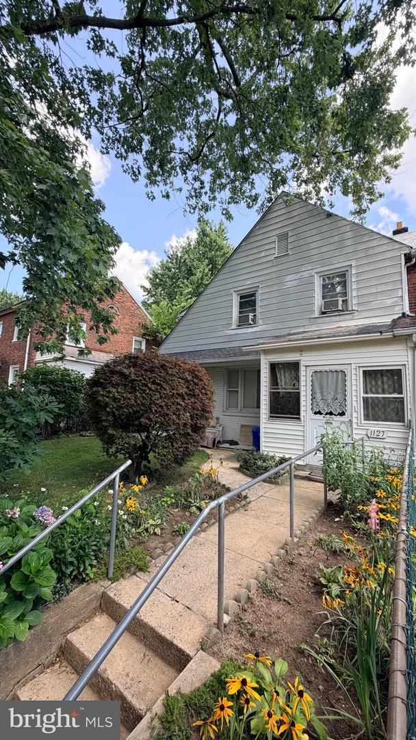 1127 Keystone Road