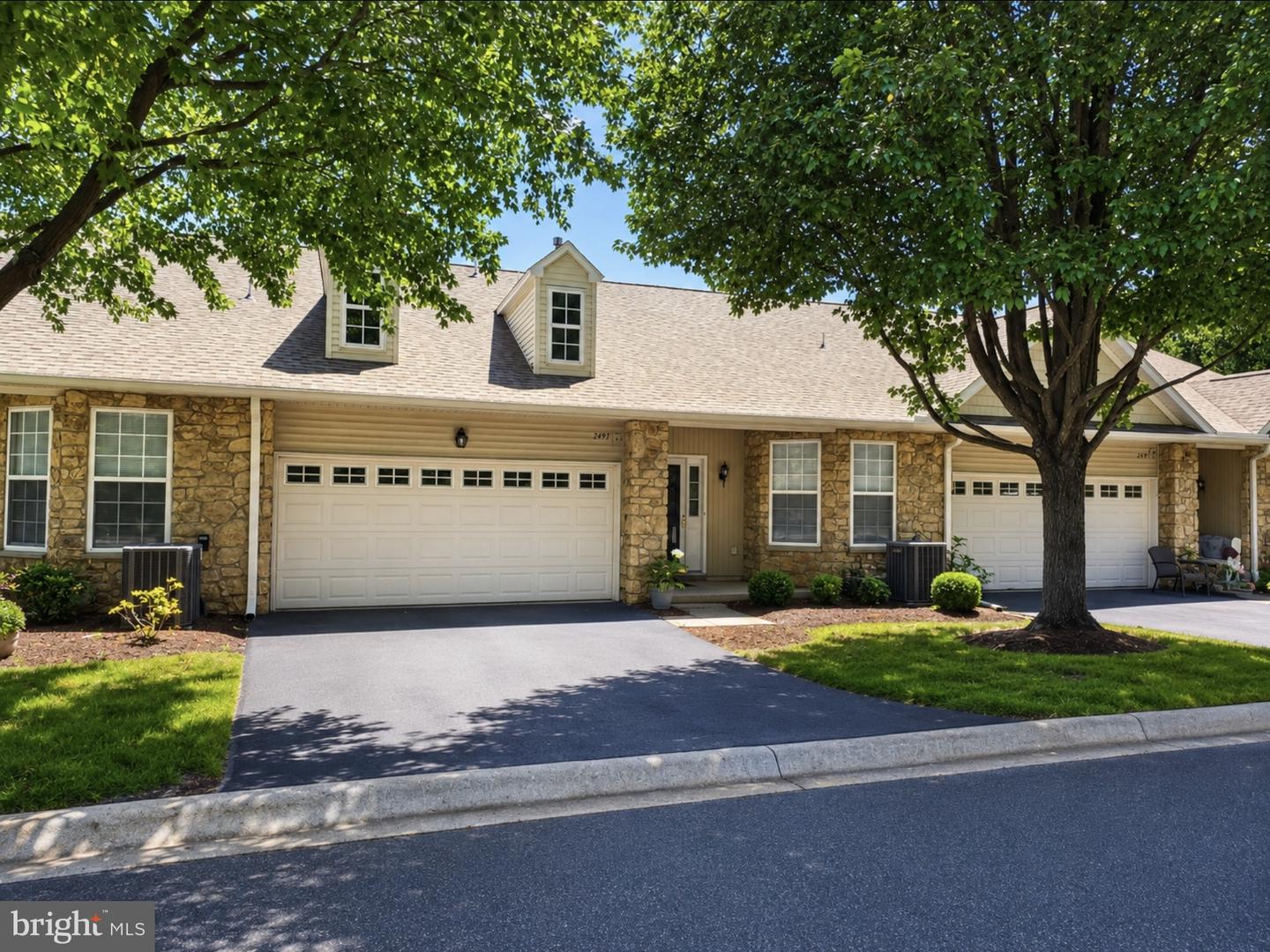 1497 Country Club Drive