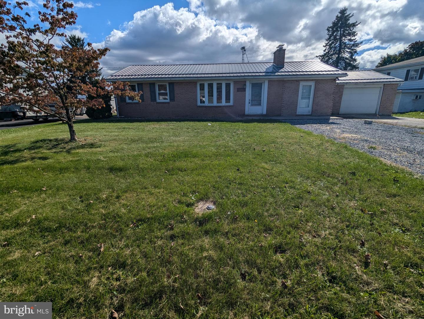 1586 Richard Avenue, Chambersburg