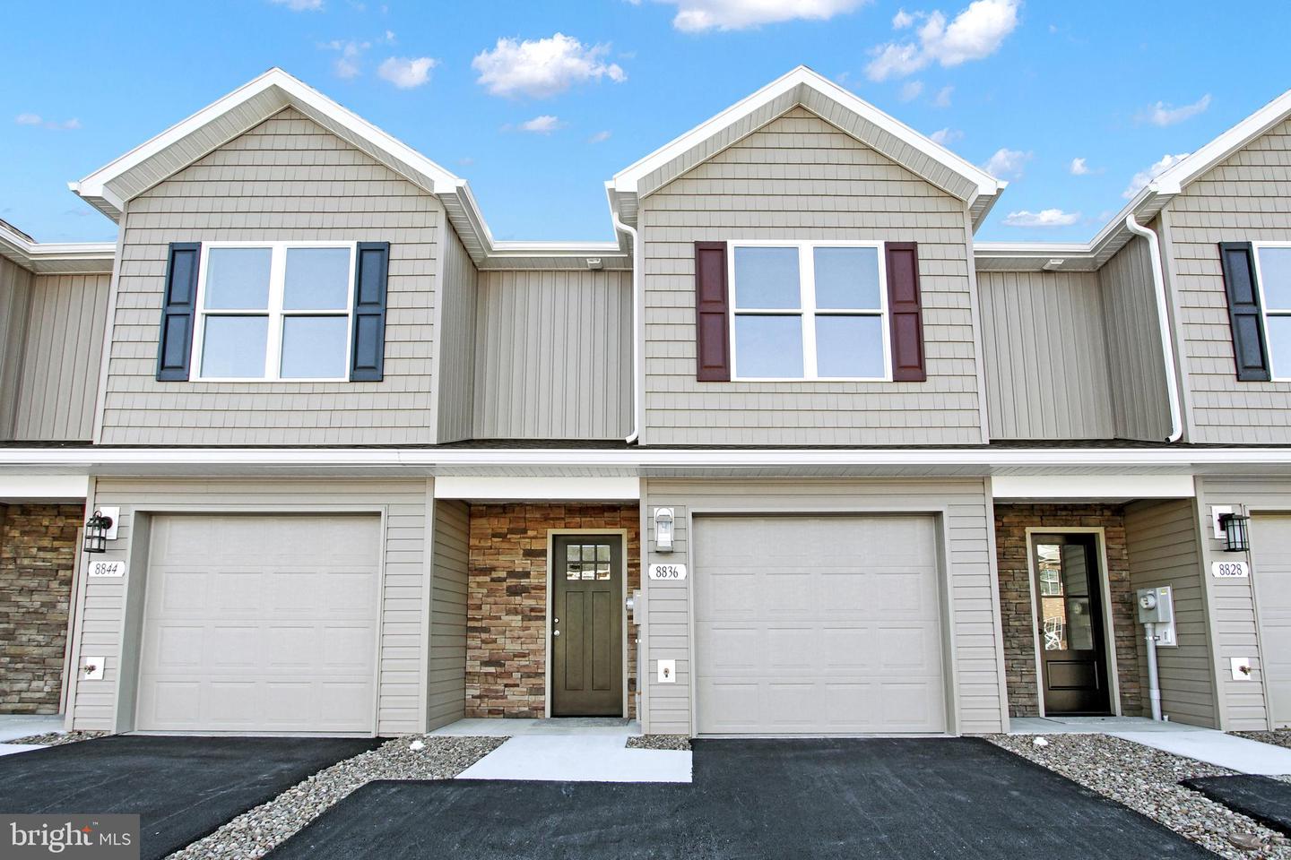 8836 Hillside Way, Waynesboro