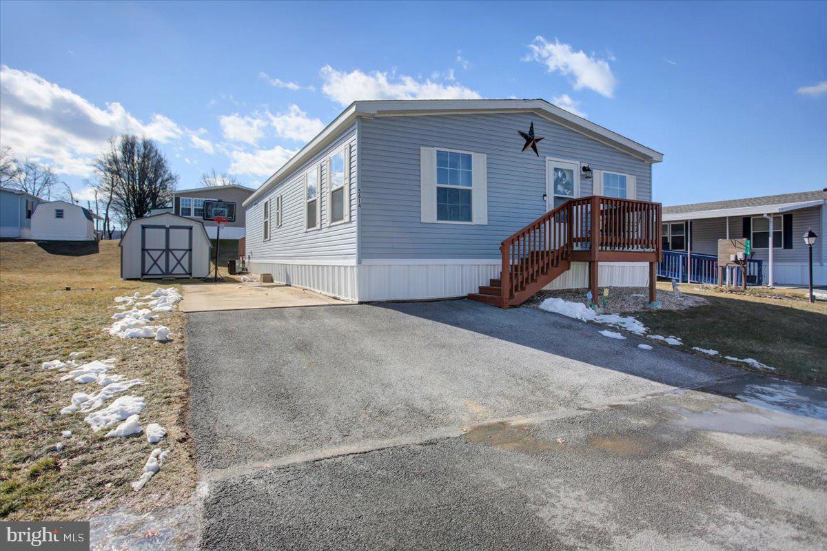 5614 Classic Court