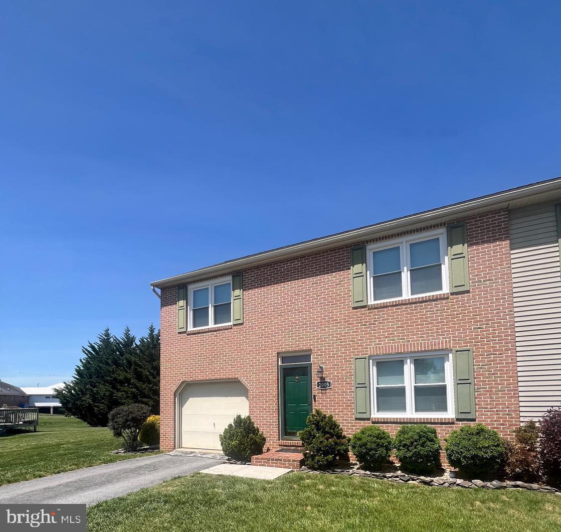 2005 Clinton Avenue, Chambersburg