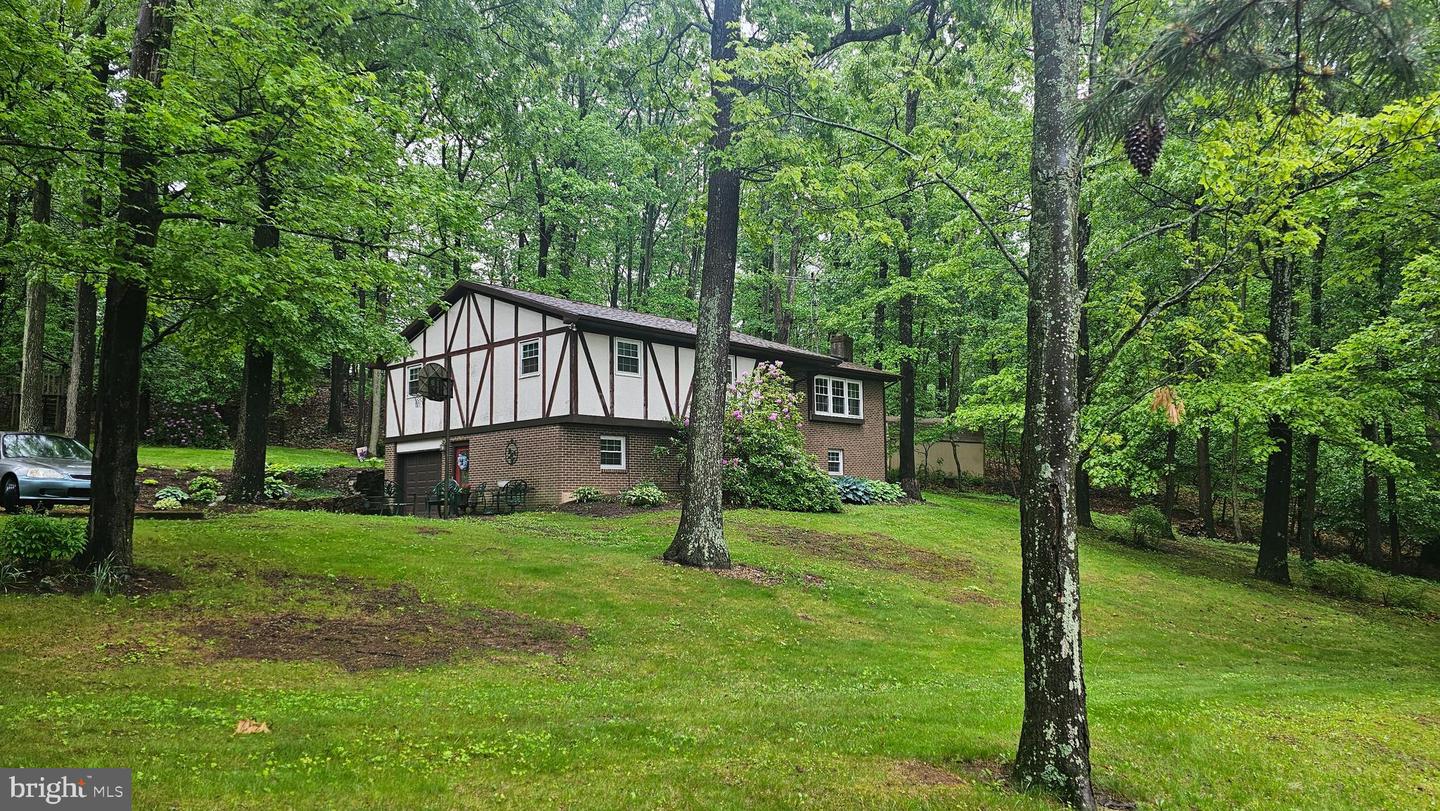 8964 Capitol Hill Road, Waynesboro