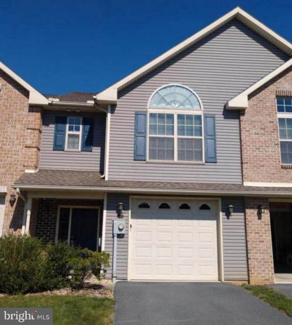 2033 Powell Drive, Chambersburg