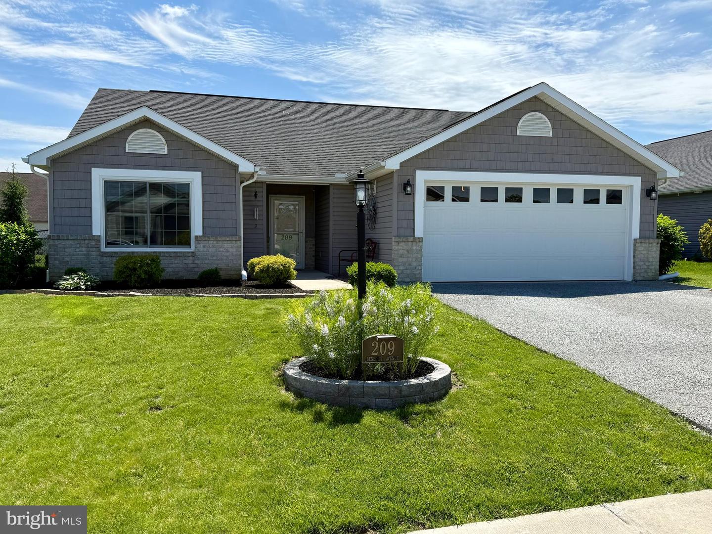 209 Benedict Avenue, Chambersburg