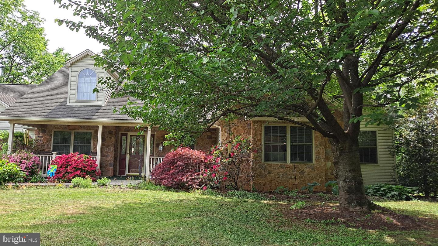 711 Tristan Trail, Chambersburg