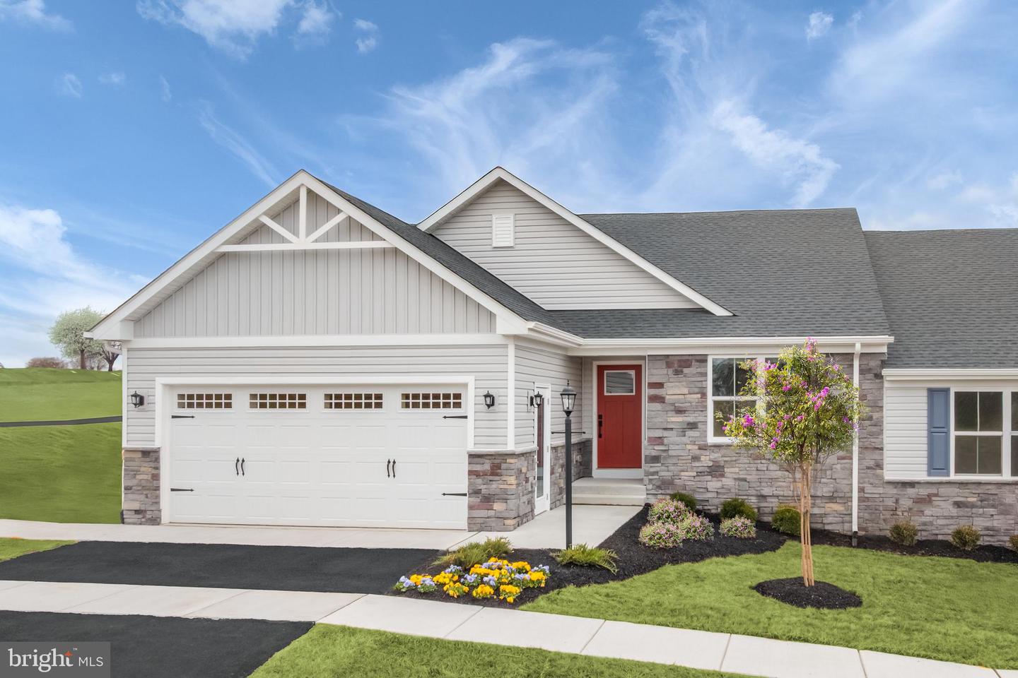 1882 Shannon Drive South, Greencastle