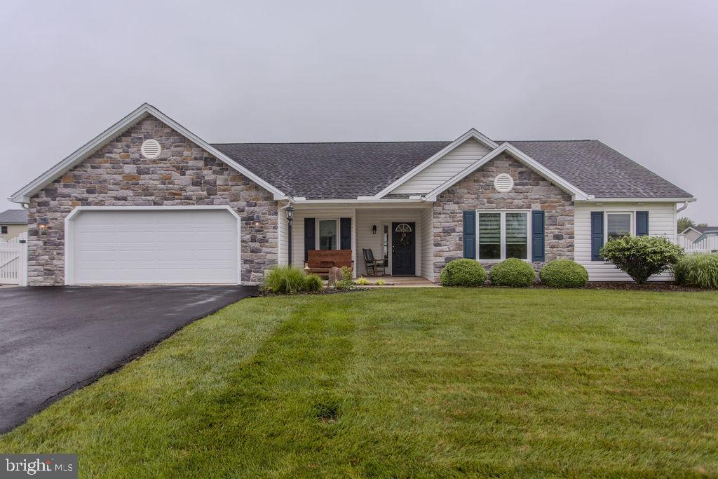 123 Quentin Circle #9, Shippensburg