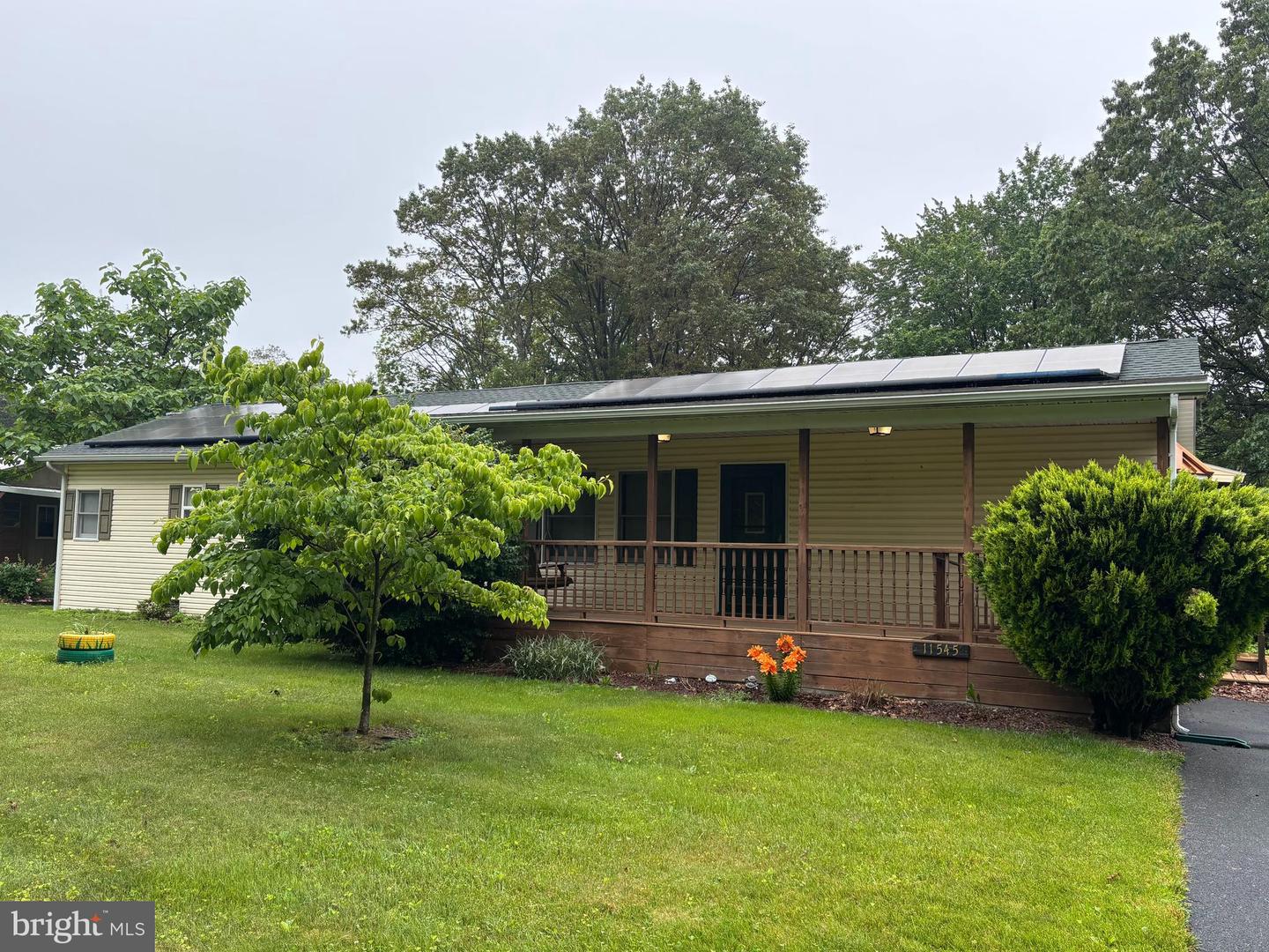 11545 South Mountain Road, South Mountain
