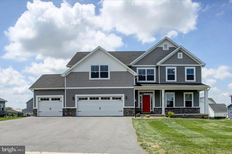 454 Winchester Drive, Chambersburg