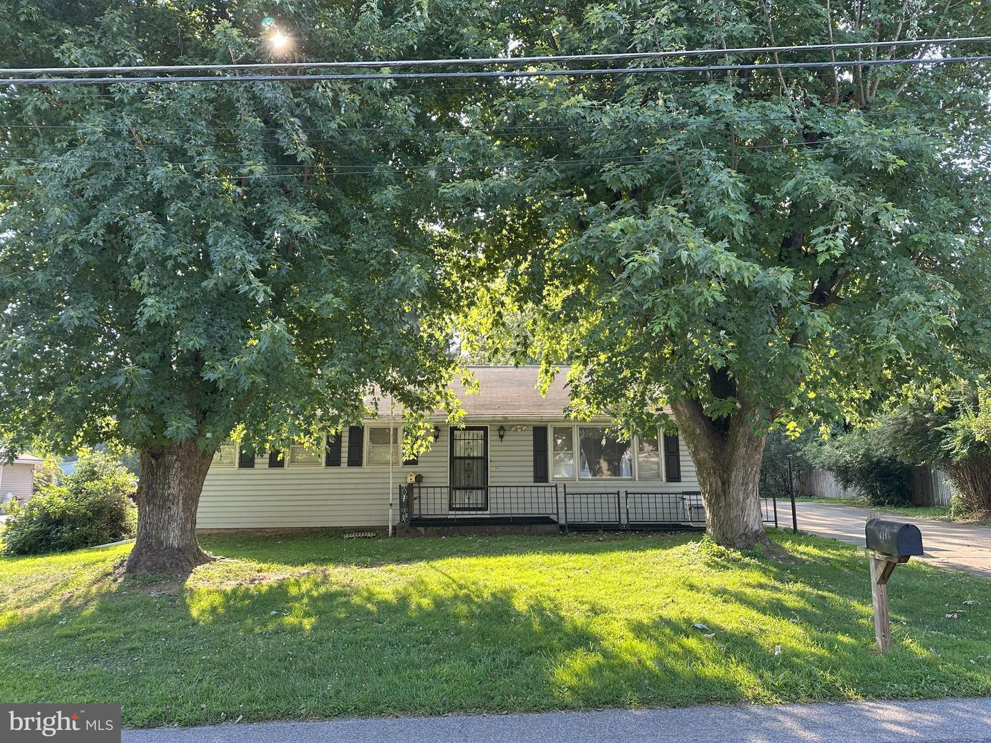 111 Poplar Street, Mont Alto