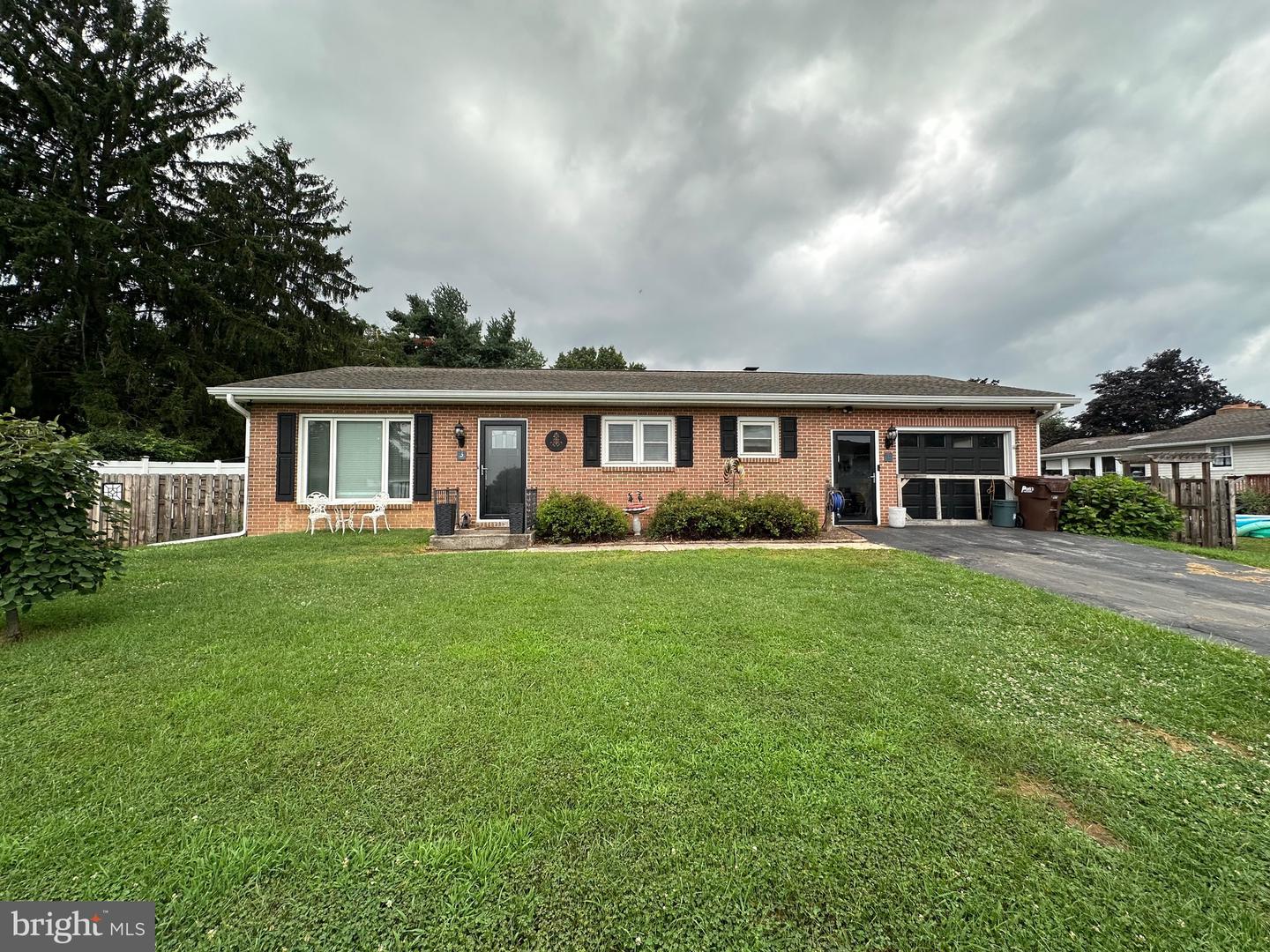 3 Findlay Drive, Mercersburg