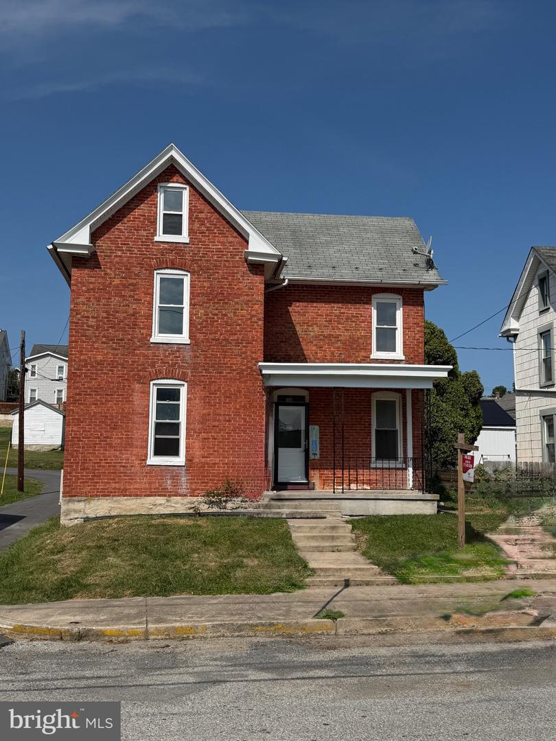 130 Hamilton Avenue, Waynesboro