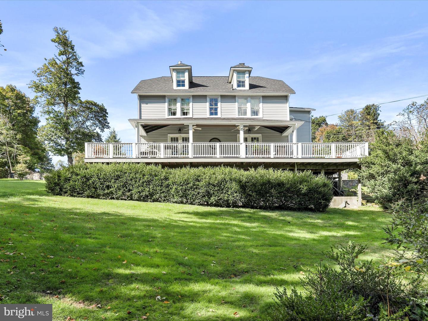 14946 Charmian Road, Blue Ridge Summit