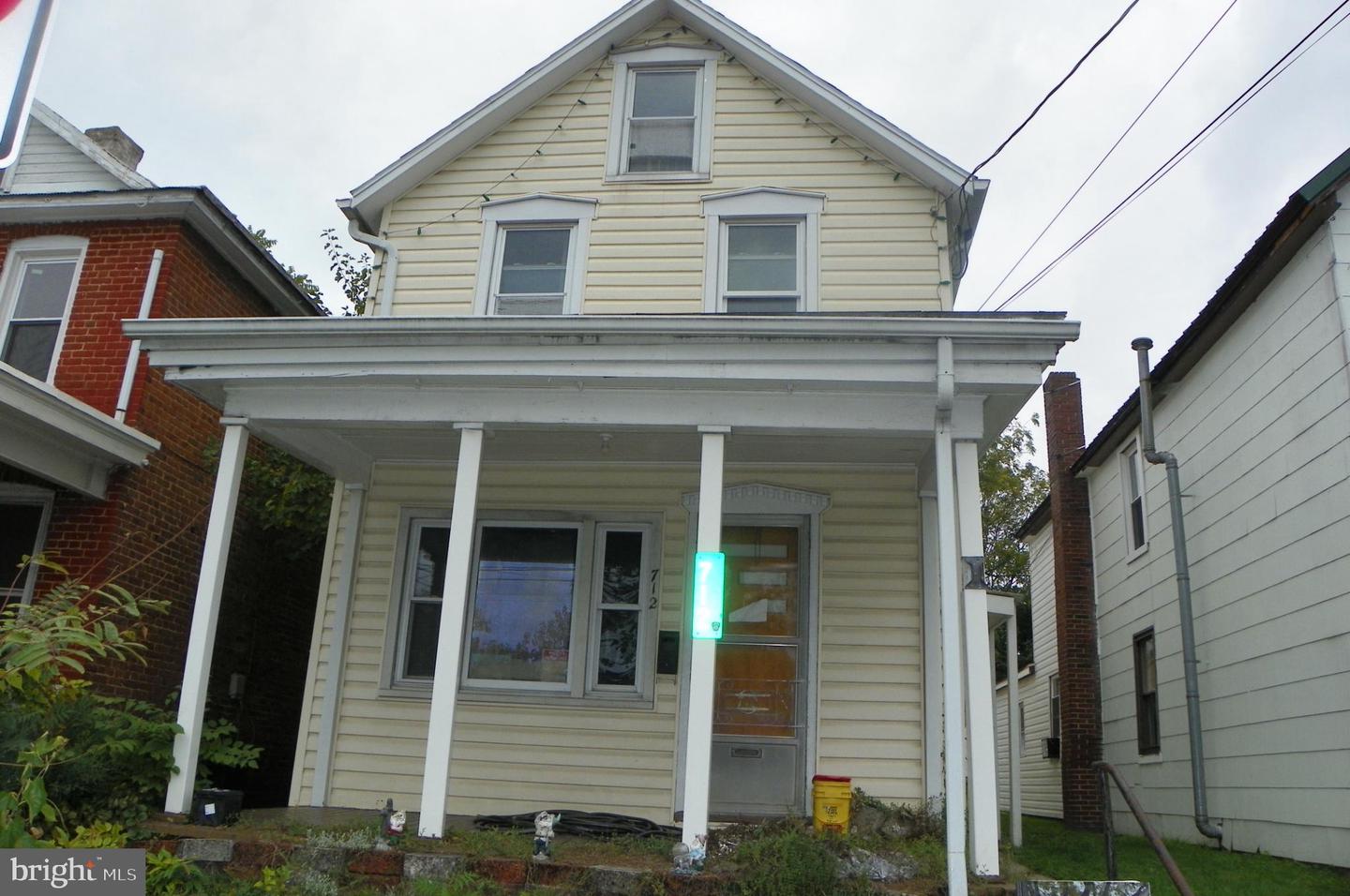 712 S 2nd Street, Chambersburg