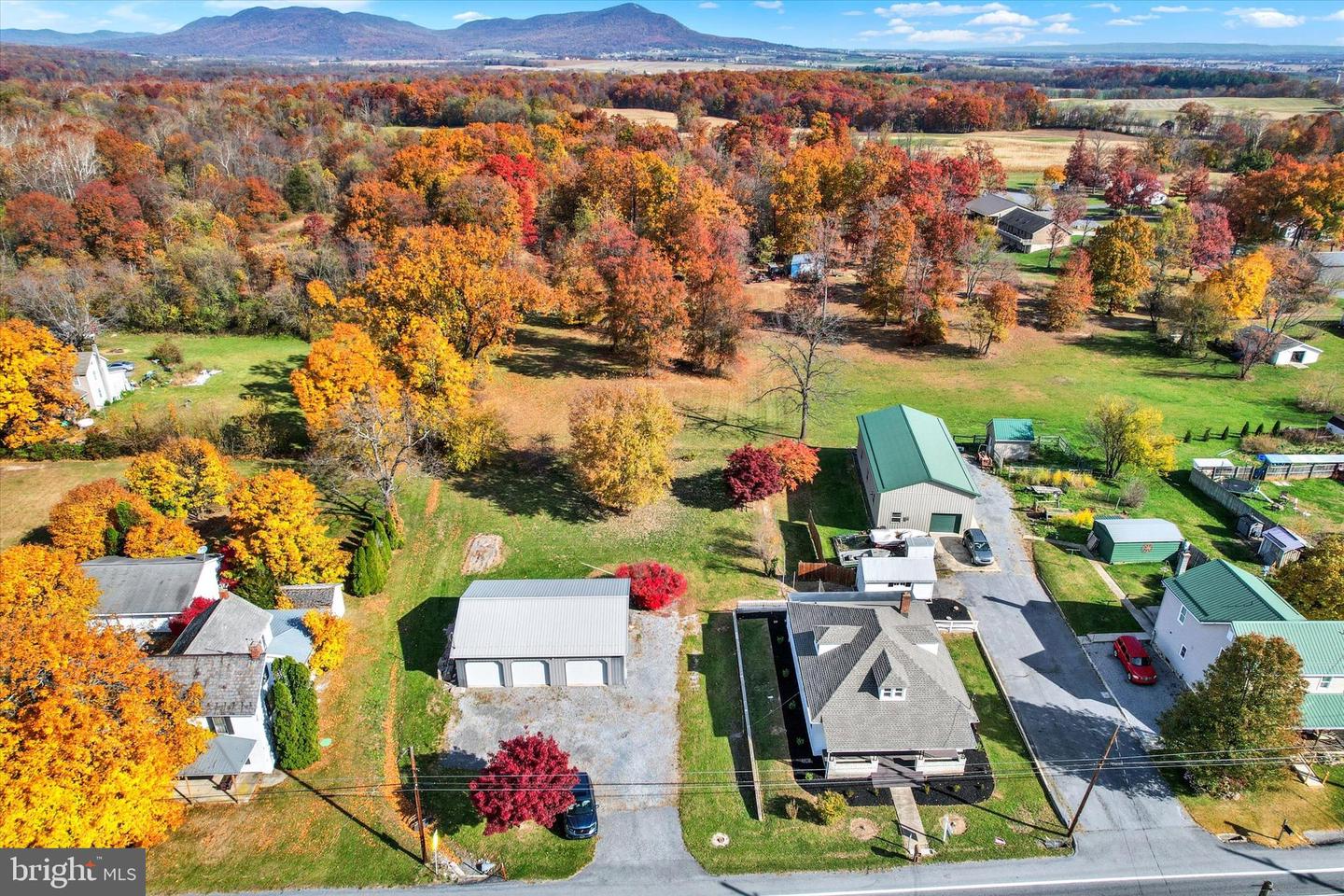 13883 Buchanan Trail W, Mercersburg