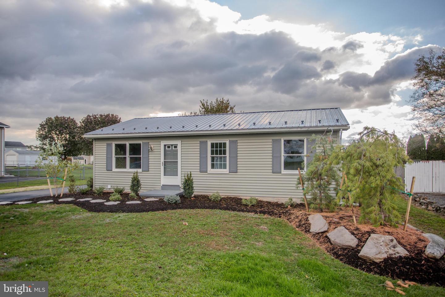 84 Sunset Avenue, Chambersburg