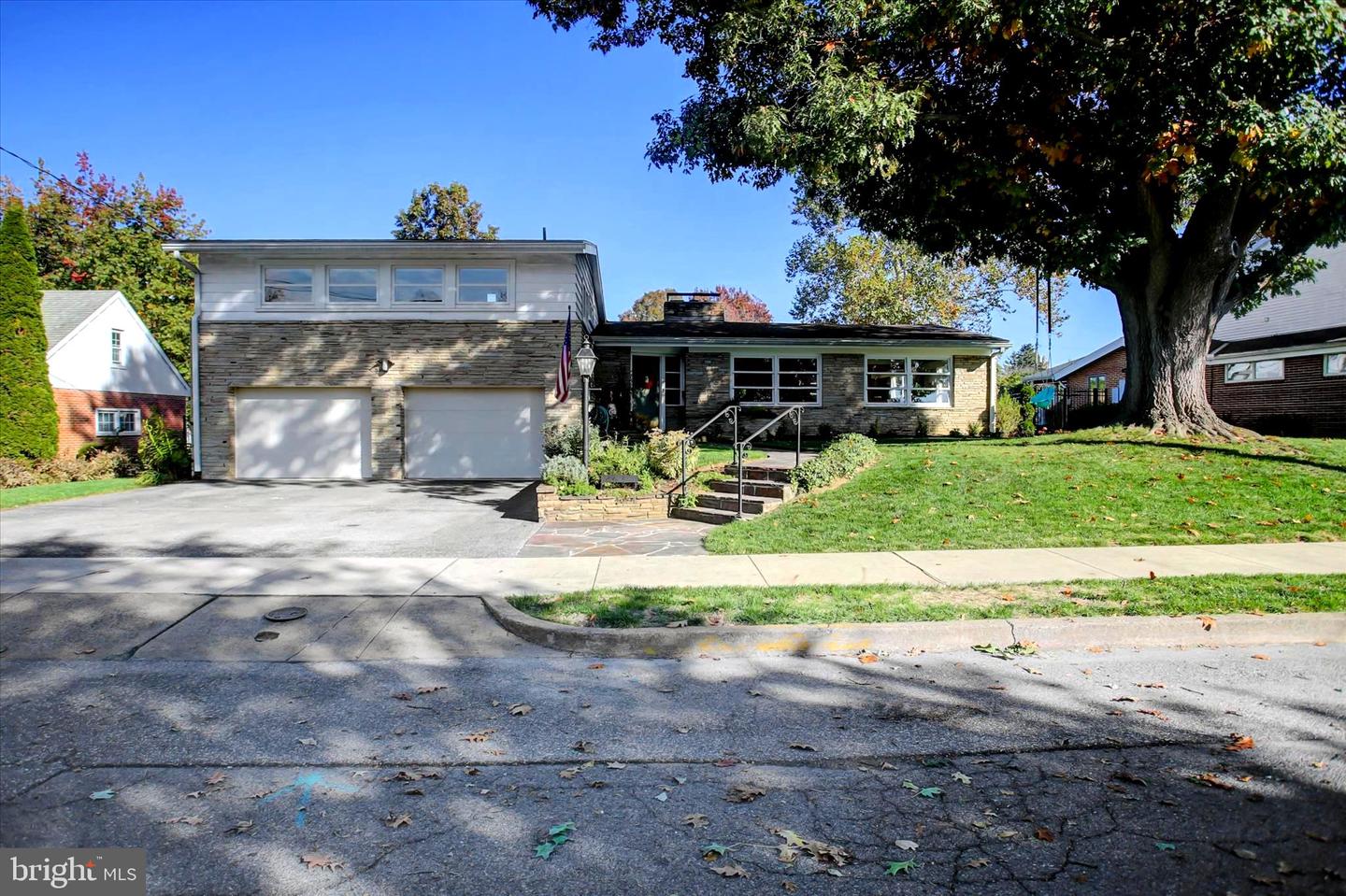 725 Floral Avenue, Chambersburg