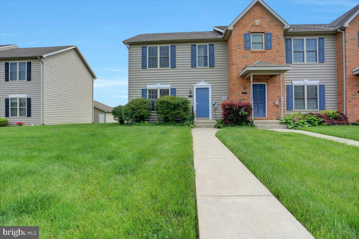 1914 Ashley Drive, Chambersburg