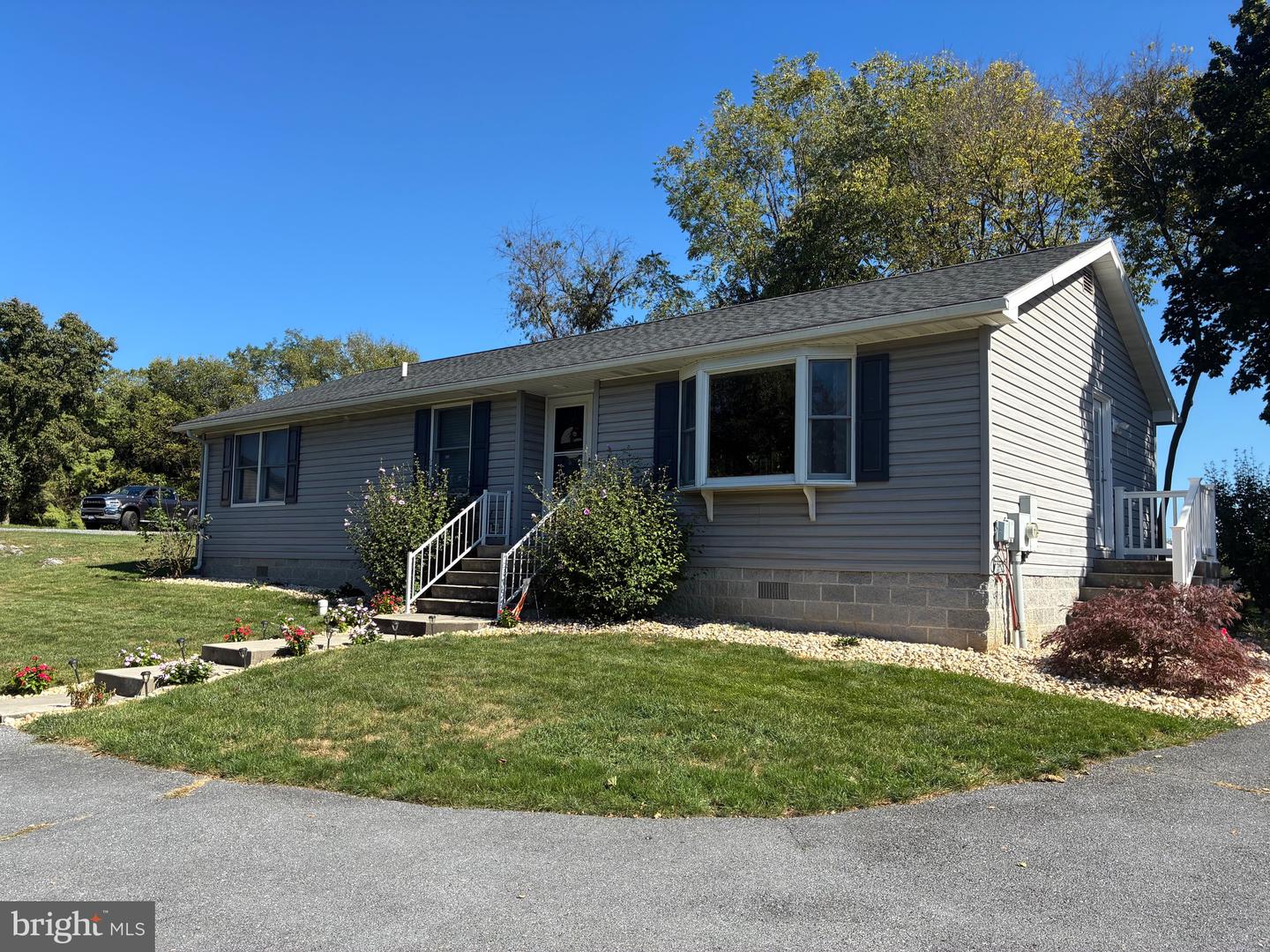 11890 Village Heights Drive, Waynesboro