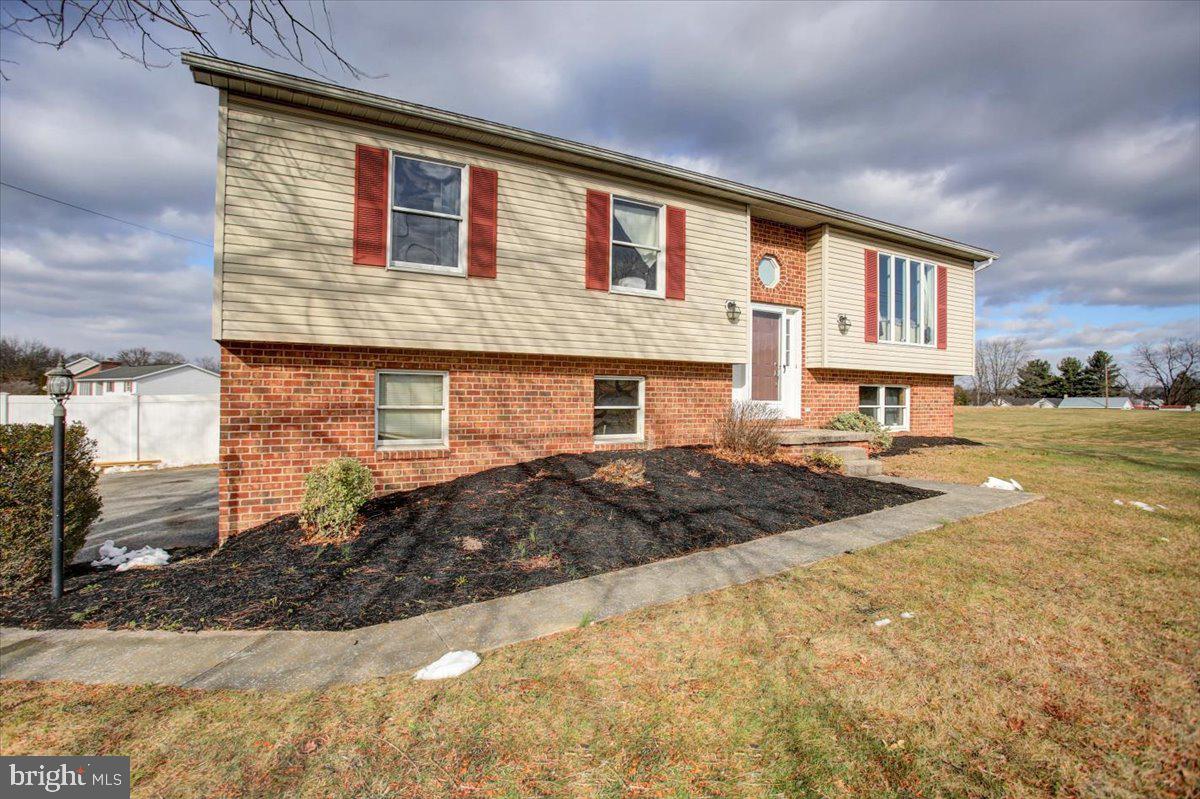 601 Kittatinny Drive, Chambersburg