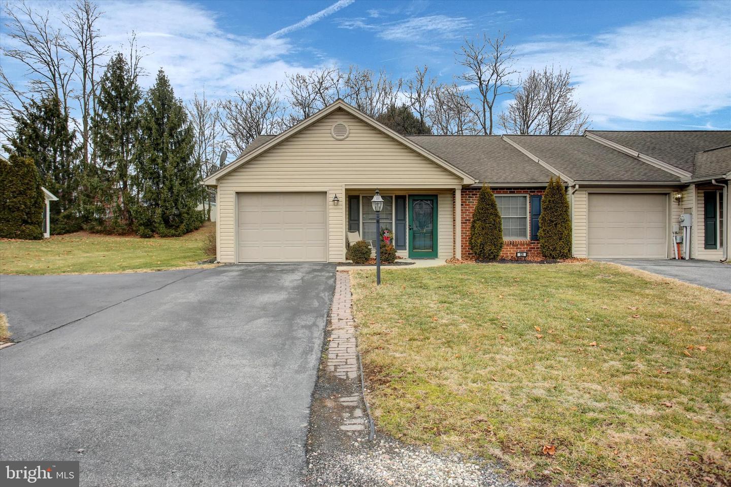 128 Sequoia Court #38, Chambersburg