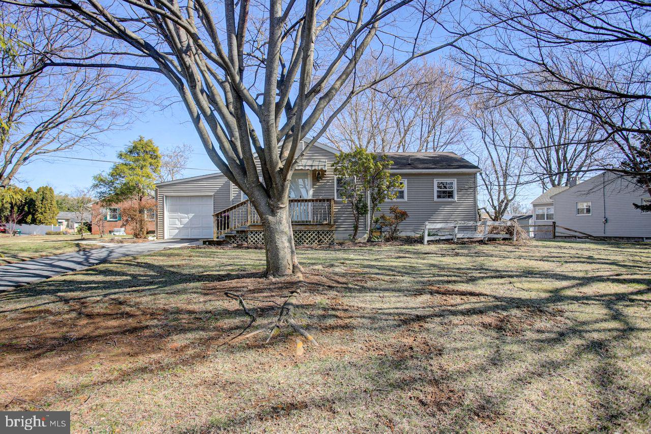 123 Lincoln Drive, Fayetteville