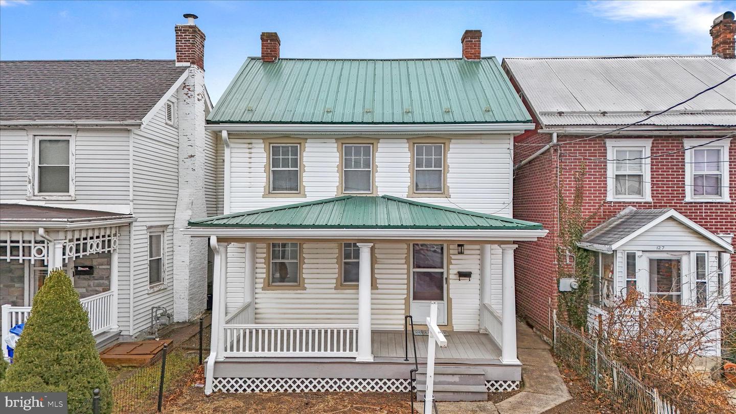 129 E Franklin Street, Greencastle