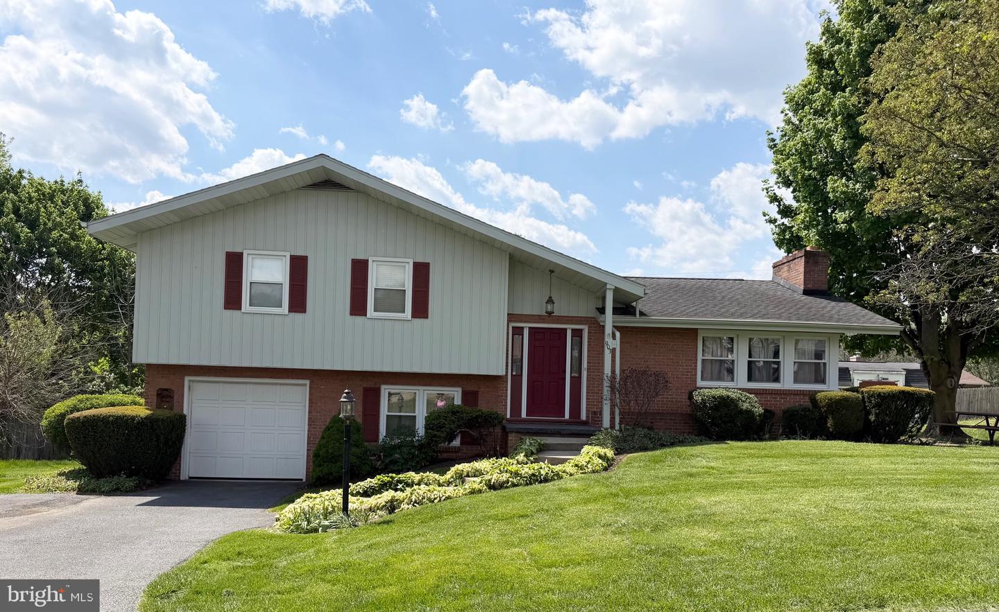 903 Fox Meadow Road, Chambersburg