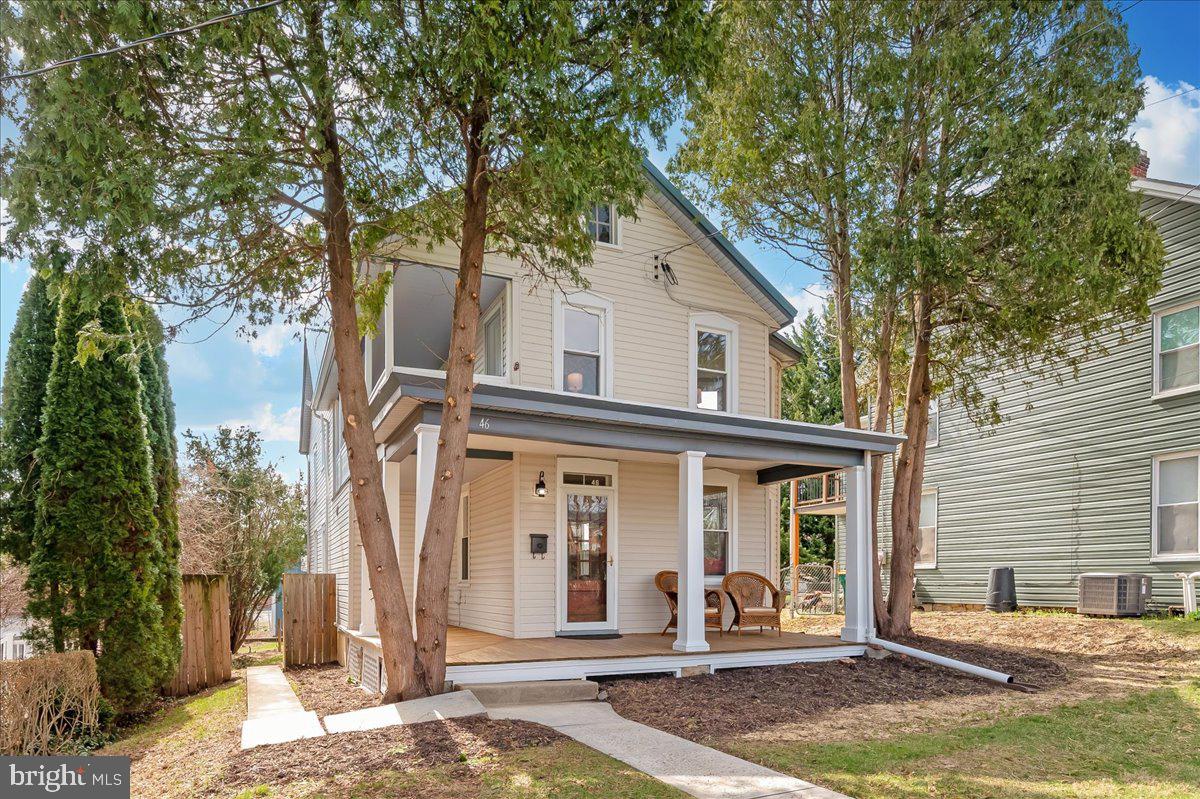 46 E E Fifth Street, Waynesboro