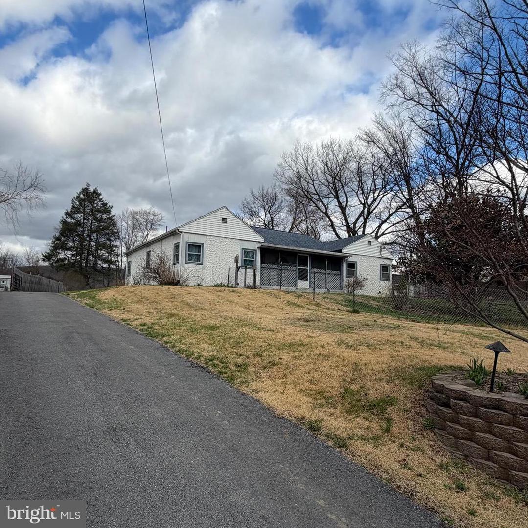 4769 Newman Road, Fayetteville
