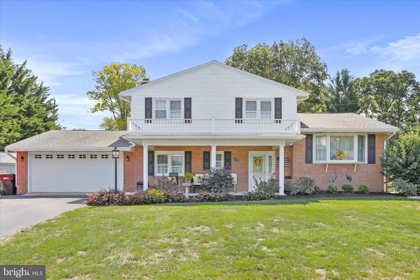 364 Briar Lane, Chambersburg