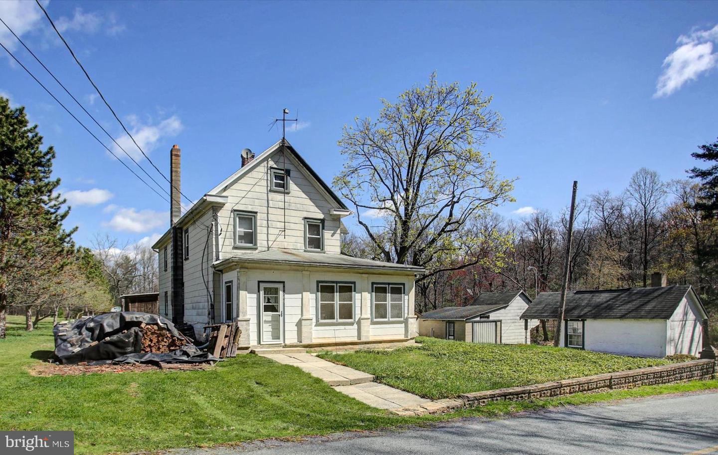 10549 Coral Ridge Road, Fayetteville
